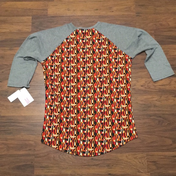 NWT LuLaRoe Randy Tee, sz M - Picture 2 of 5